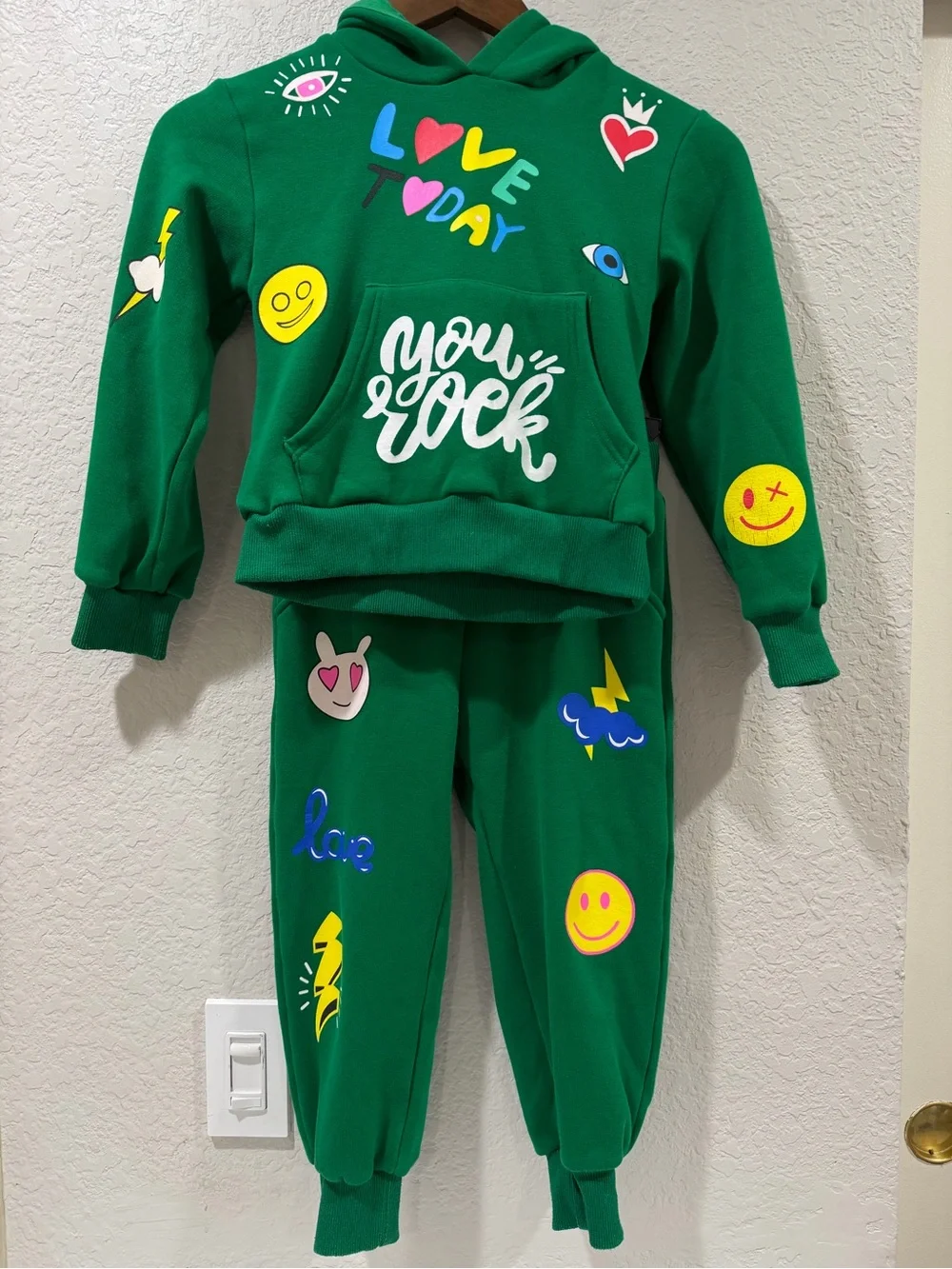 Lola and the Boys YOU ROCK DOODLE SET Size 4